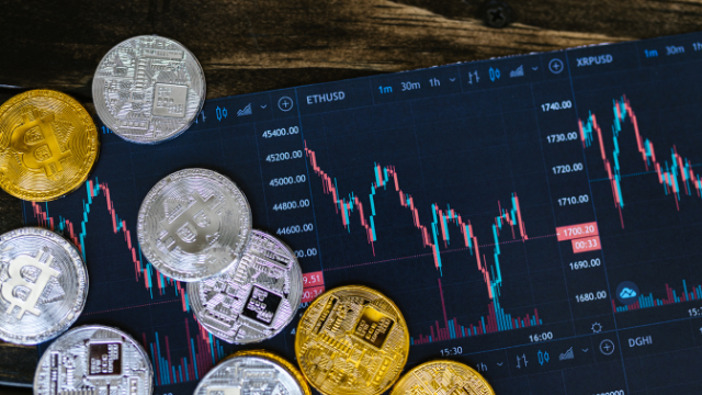 bitcoin etf_cryptocurrency_investtalk podcast